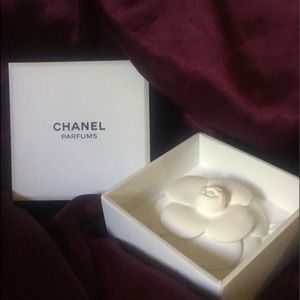 CHANEL WHITE CAMELLIA GARDENIA PERFUME DIFFUSER